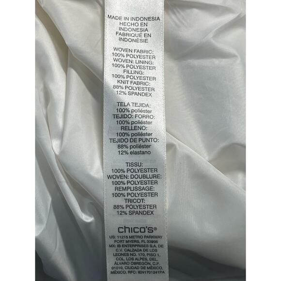 Weekends by‎ Chico's Women's Quilted Puffer Jacket Size 1 Cream Hooded Soft Cozy - Picture 9 of 9